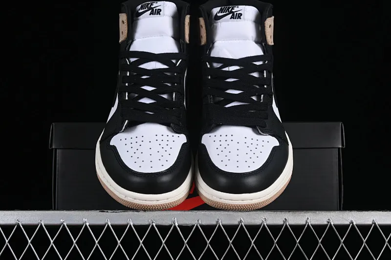 All Categories Air Jordan Jordan Series Basketball Shoes Air Jordan 1 High Air Jordan 1 High OG "Latte" AJ1 Joe 1 Latte Coffee Small Fresh Color High Top Basketball Shoes FD2596-021